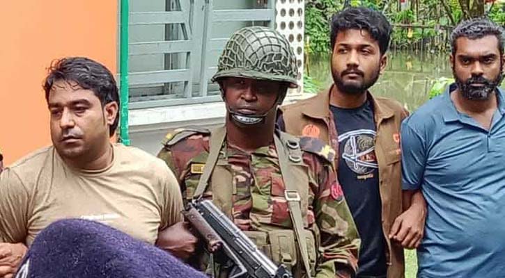 ব্যবসায়ীকে বালিতে পুঁতে চাঁদা আদায়ের হোতা যশোরের জনি সঙ্গীসহ গ্রেপ্তার